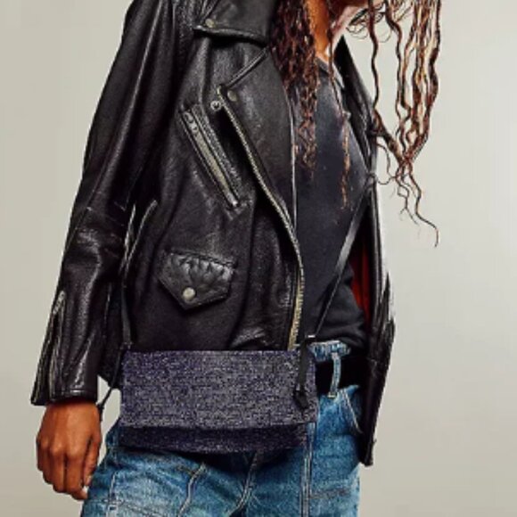 new FREE PEOPLE PLUS ONE EMBELLISHEDCROSS BODY BAG in orchid 253 - Picture 3 of 16